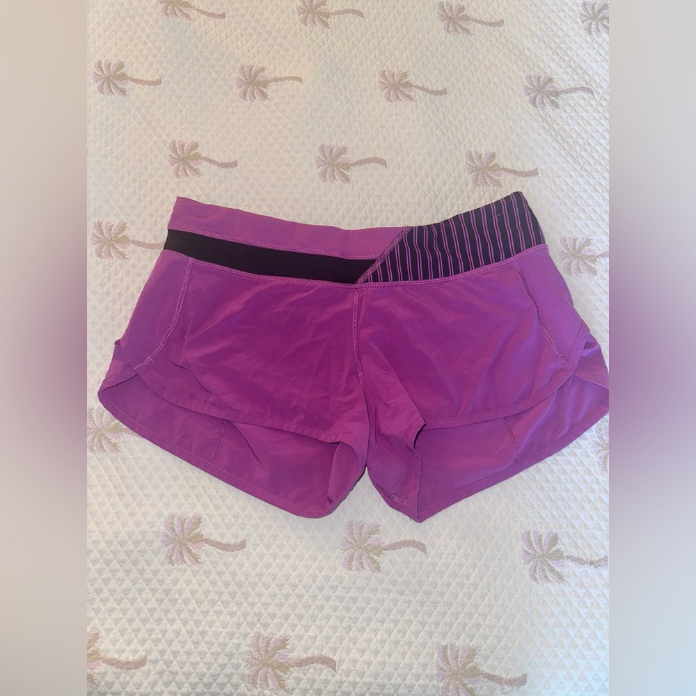 Lululemon Speed Up Short 2.5” Size 8 Bright Purple